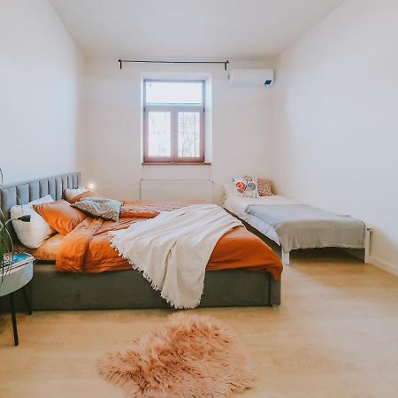 Priestranny Apartman V Centre كَشّا المظهر الخارجي الصورة